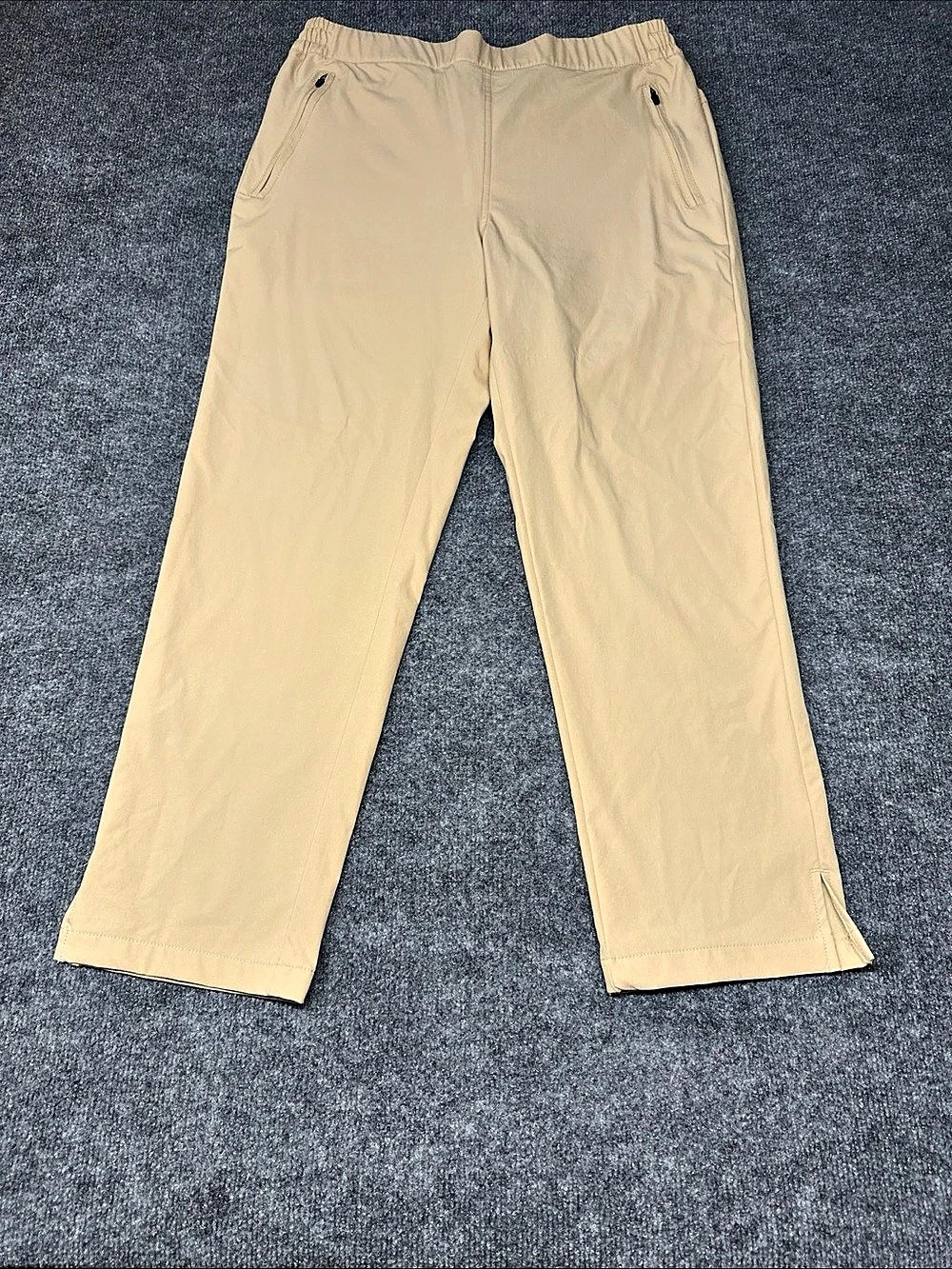 GRADUAL Cargo Pants in Tan Size Large NWT